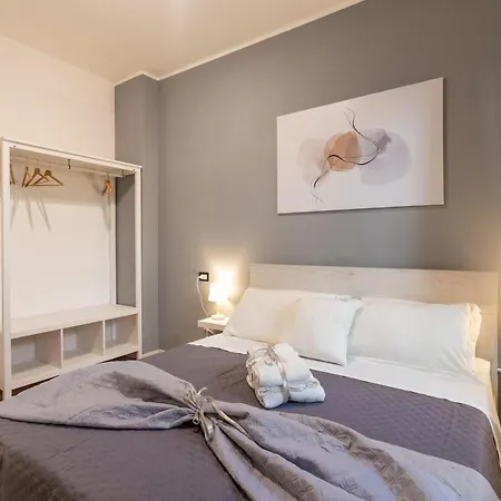 Modern - Colosseo 10 Min Apartmán Řím